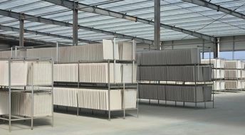 騰飛建材 八千平米晾曬廠，優(yōu)質(zhì)建材時刻為您準備