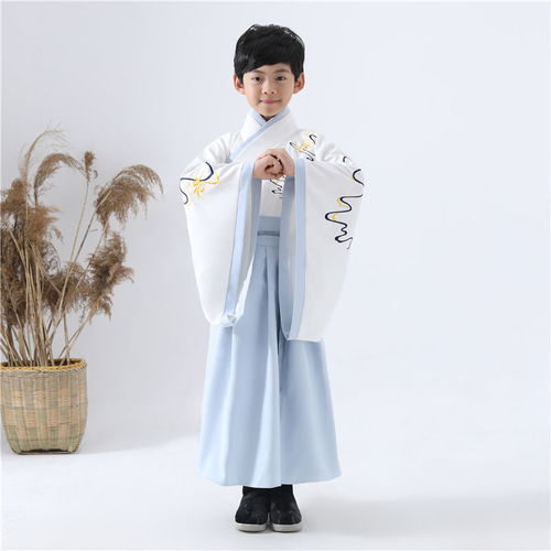 漢韻童心 男童漢服與國學新風尚